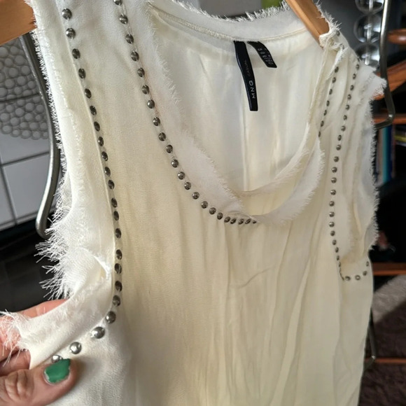 mango MNG CASUAL sleeveless raw edge studded layered top cream color size XL - Picture 3 of 10